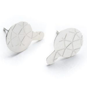 empreinte II earrings with matt silver finish